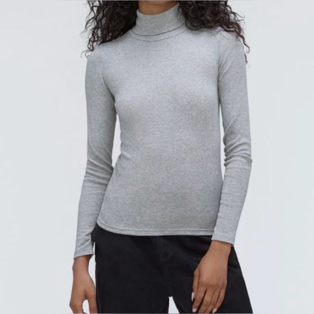 Set of Everlane Women's Turtlenecks